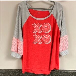 2/21  Cato 22/24w Hugs and kisses shirt super cute